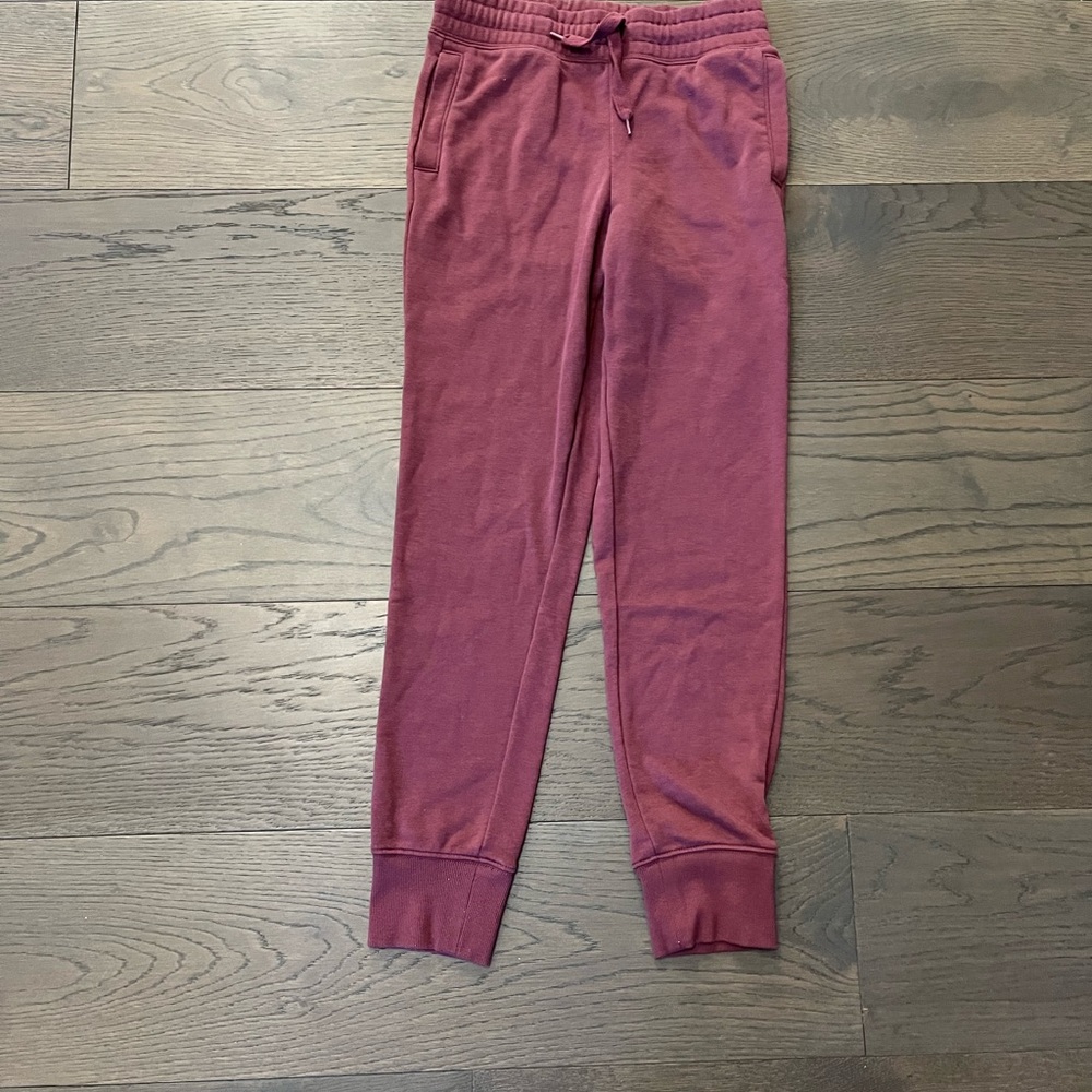 Old navy girls maroon joggers sz 10 NWT retail $69